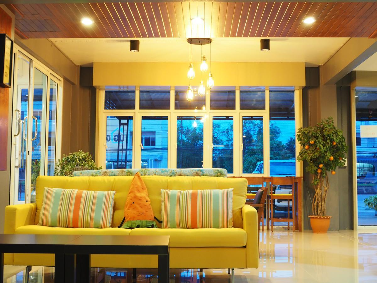 A Nighttime Hostel Krabi Exterior photo